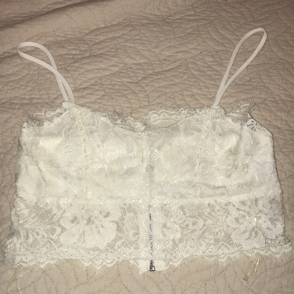 Super cute lace crop top